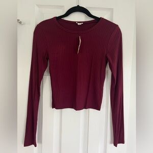Garage ribbed burgundy cropped long sleeve shirt